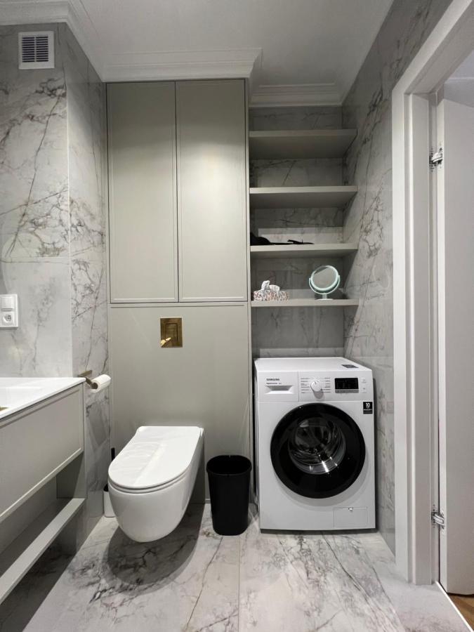 Bella Casa Luxury Apartament Radom Bagian luar foto