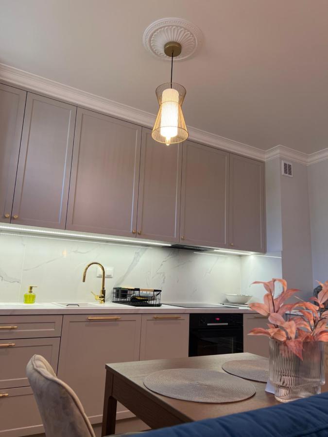 Bella Casa Luxury Apartament Radom Bagian luar foto