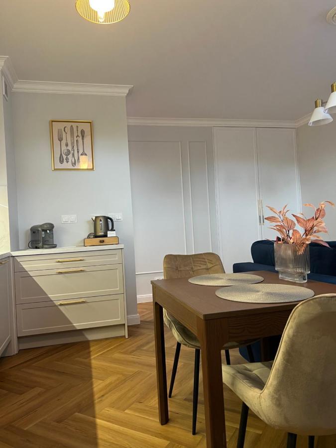 Bella Casa Luxury Apartament Radom Bagian luar foto