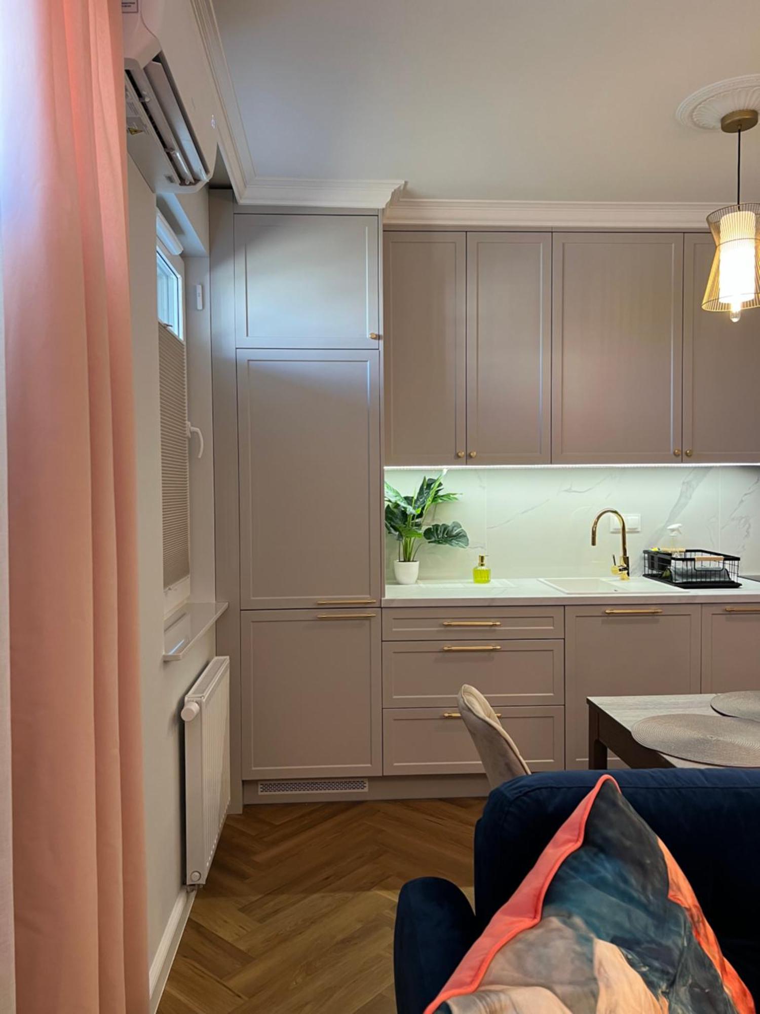 Bella Casa Luxury Apartament Radom Bagian luar foto